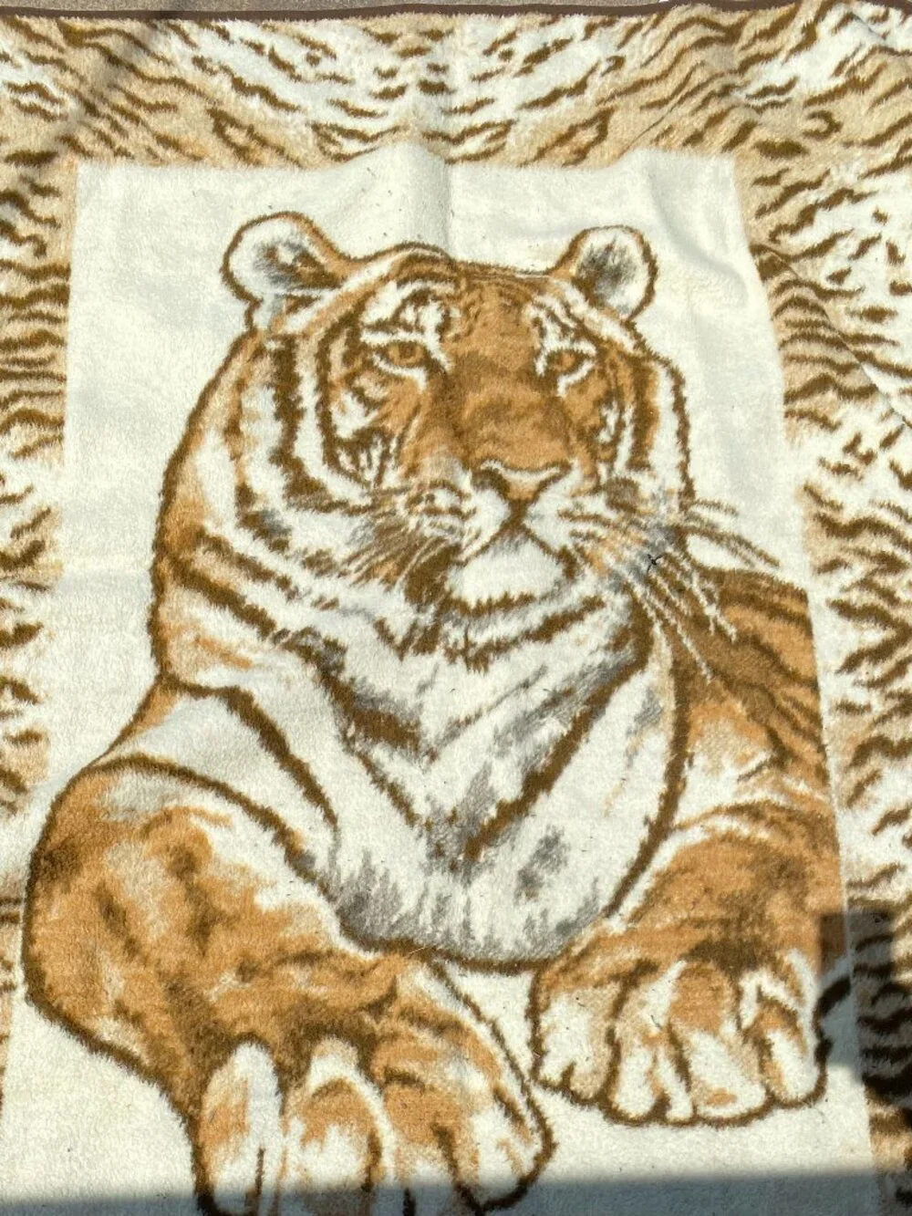 1980s Ibena Cannon Tiger Reversible Vintage Brown Blanket San Marcos Style